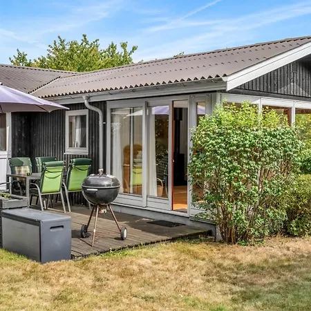 Dom wakacyjny Brimi - 450m From The Sea By Interhome *